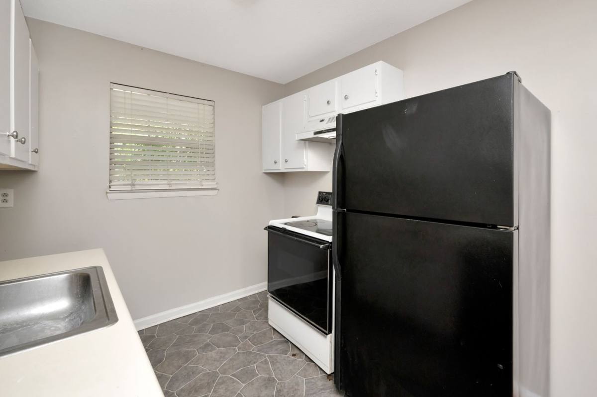 Apartment for rent at 1504 21st Way S, Birmingham, AL 35205