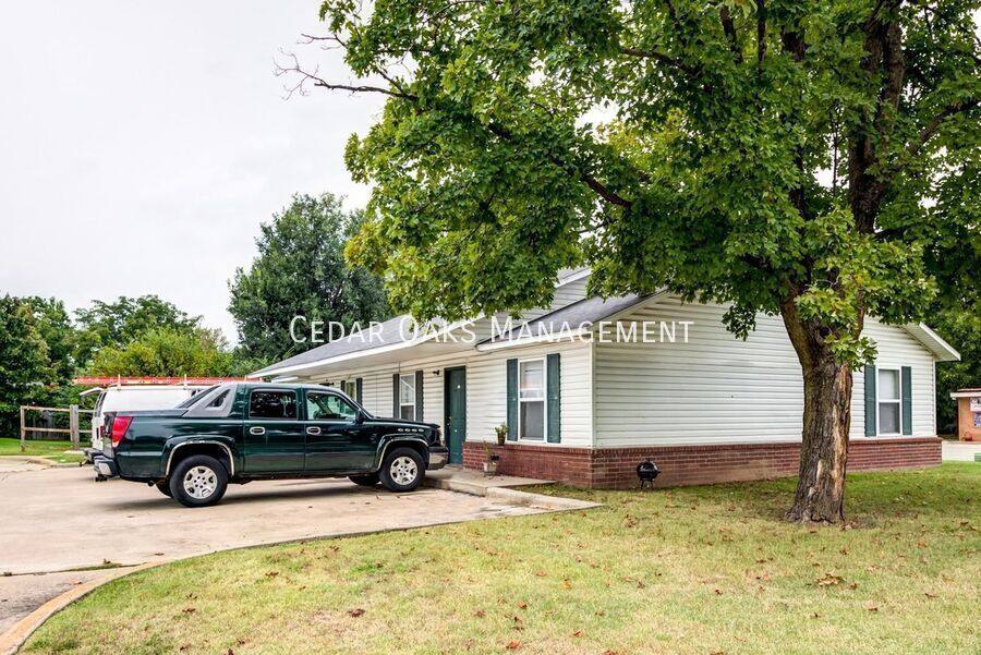 Apartment for rent at 111 Josie Place #B, Springdale, AR 72764