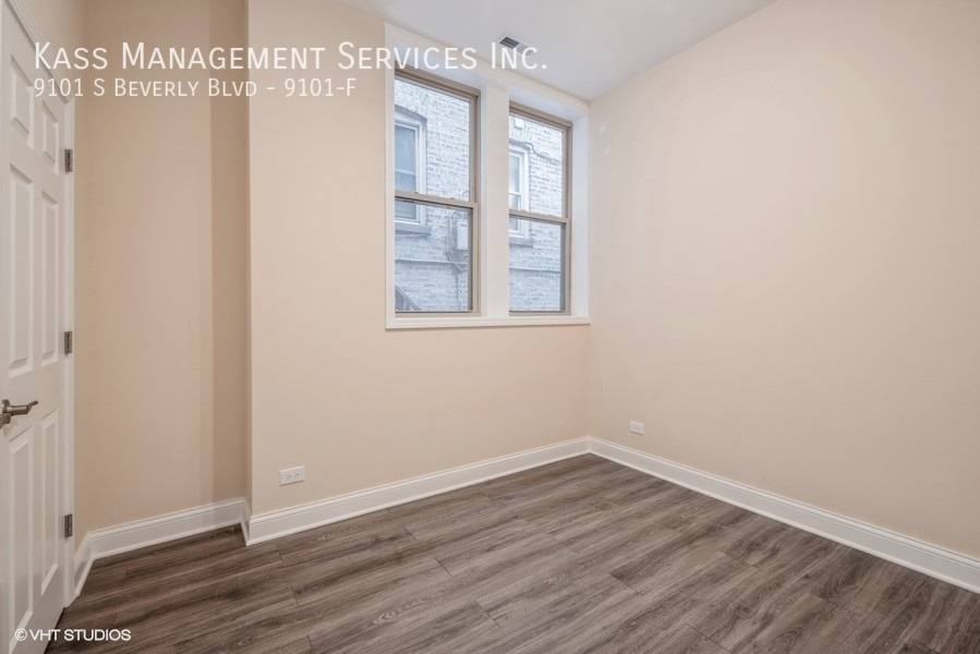 Apartment for rent at 9101 S Beverly Blvd #F, Chicago, IL 60620