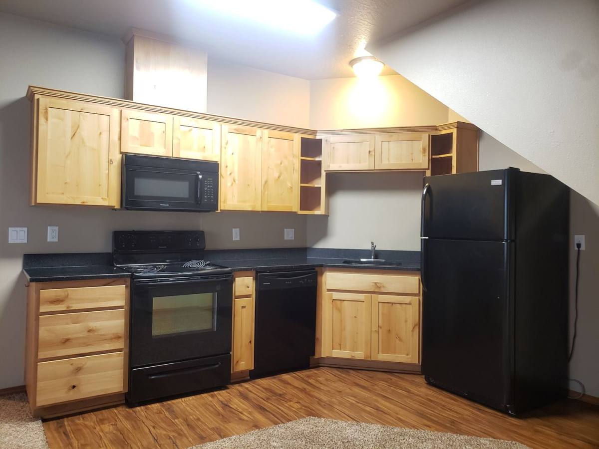 Apartment for rent at 551 E 14th Ave, Eugene, OR 97401
