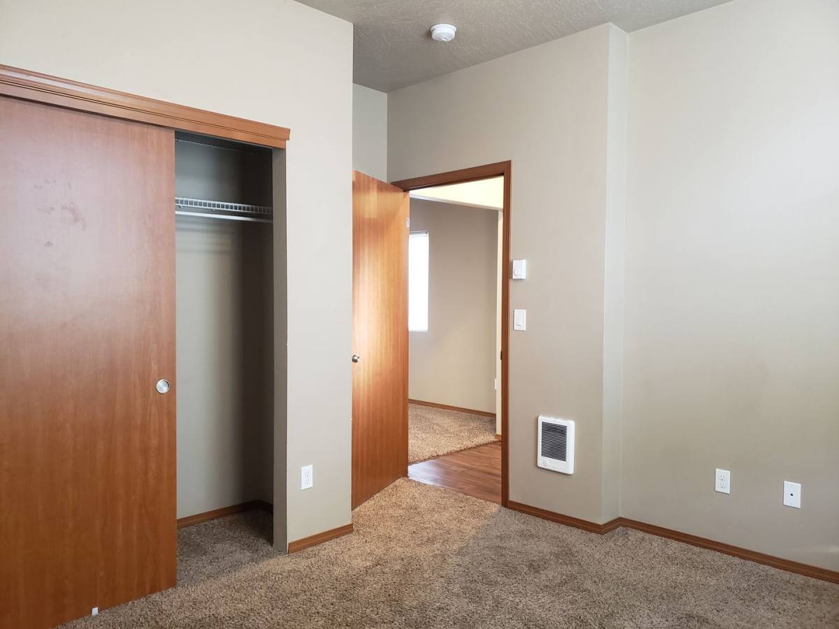 Apartment for rent at 551 E 14th Ave, Eugene, OR 97401