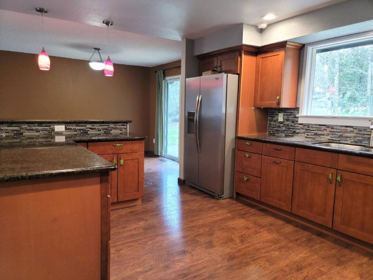 House for rent at 91 NE View Ridge Dr, Belfair, WA 98528