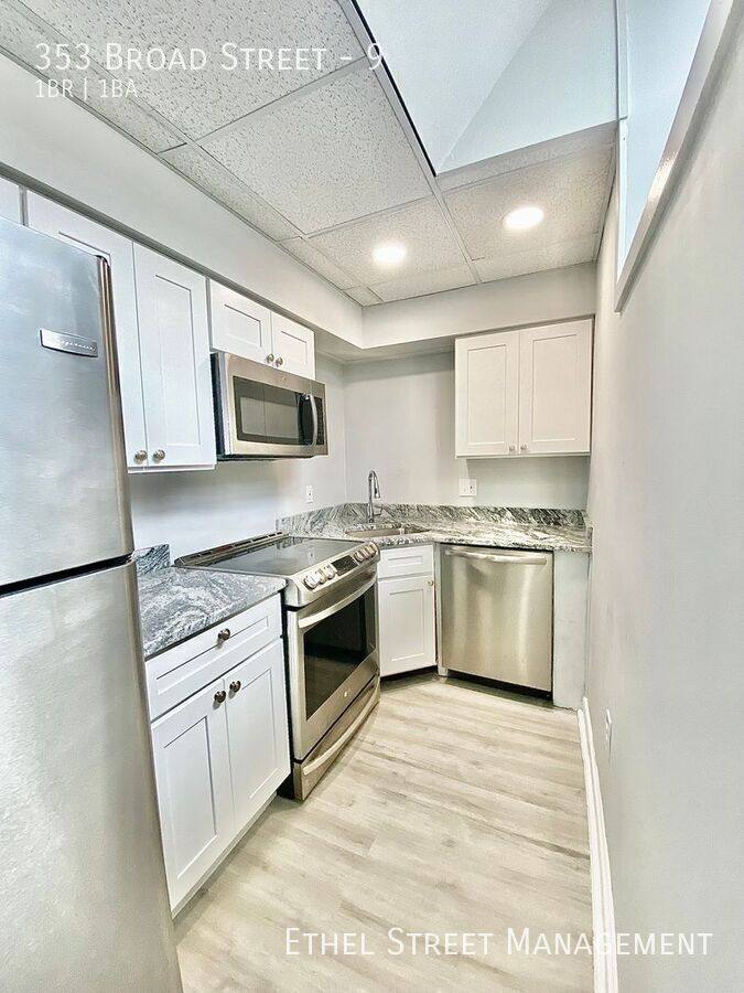 Apartment for rent at 353 Broad St #9, Emmaus, PA 18049