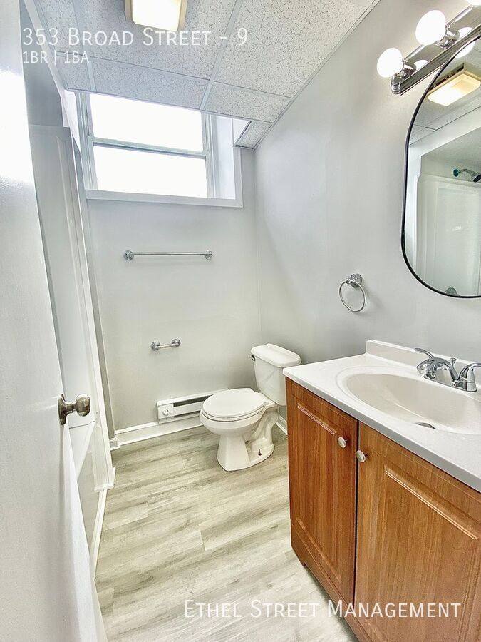 Apartment for rent at 353 Broad St #9, Emmaus, PA 18049