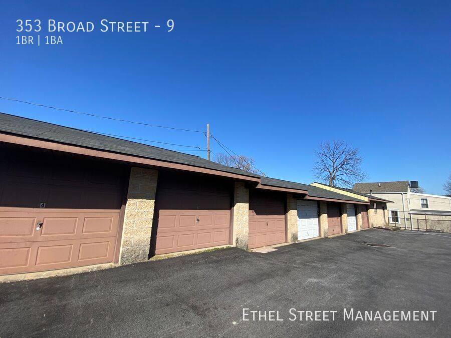 Apartment for rent at 353 Broad St #9, Emmaus, PA 18049