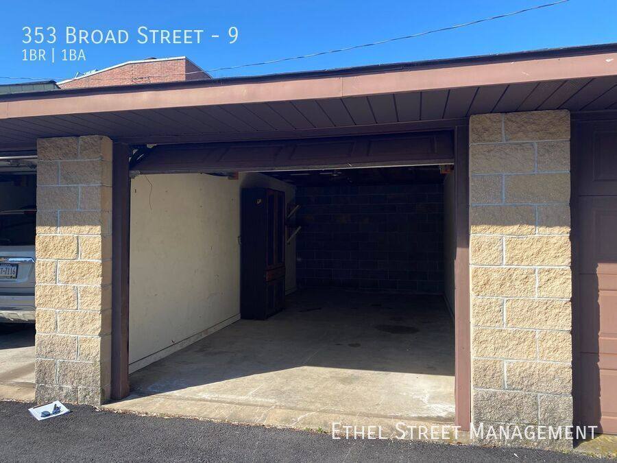 Apartment for rent at 353 Broad St #9, Emmaus, PA 18049