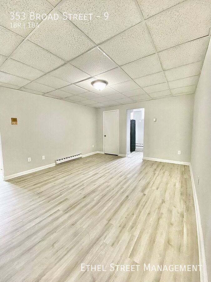 Apartment for rent at 353 Broad St #9, Emmaus, PA 18049