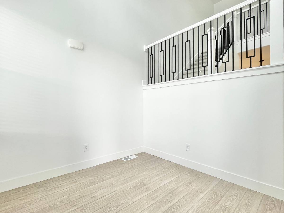 Townhouse for rent at 13983 S Middle Ridge Lane, Herriman, UT 84096