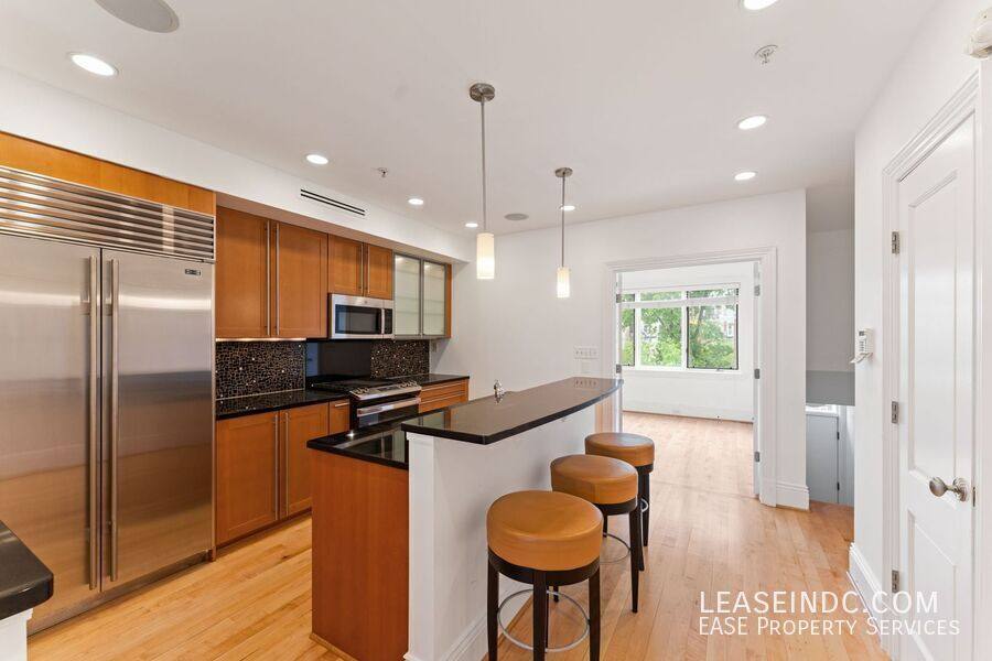 Townhouse for rent at 1922 12th St NW #2, Washington, DC 20009
