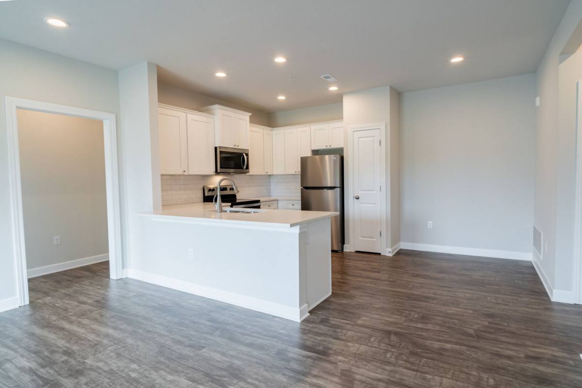 Apartment for rent at 151 Cox St, Tonganoxie, KS 66086