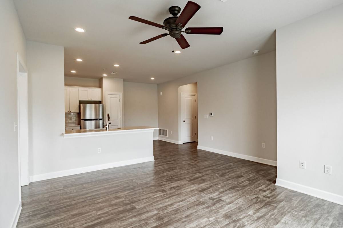 Apartment for rent at 151 Cox St, Tonganoxie, KS 66086
