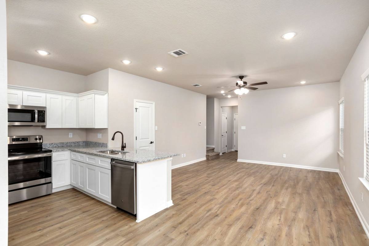 Townhouse for rent at 815 Soria Place, San Antonio, TX 78223