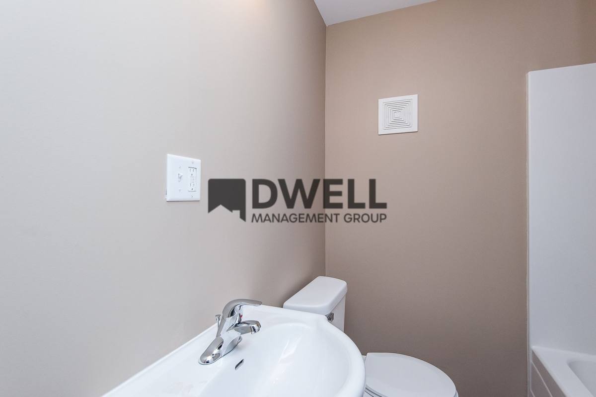Apartment for rent at 723 E Center St #1, Rochester, MN 55904