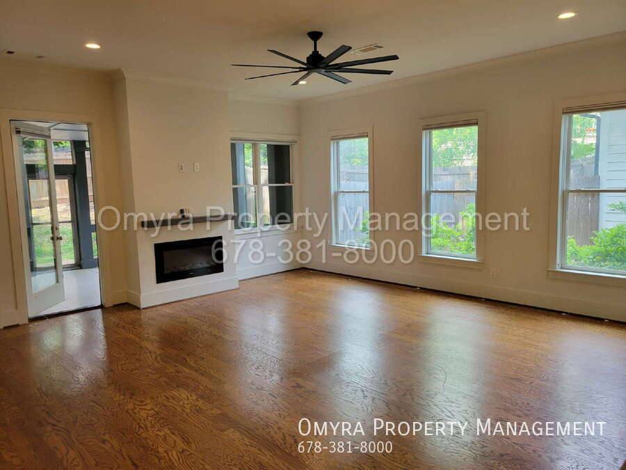 Townhouse for rent at 712 Glenwood Ave SE #B, Atlanta, GA 30312
