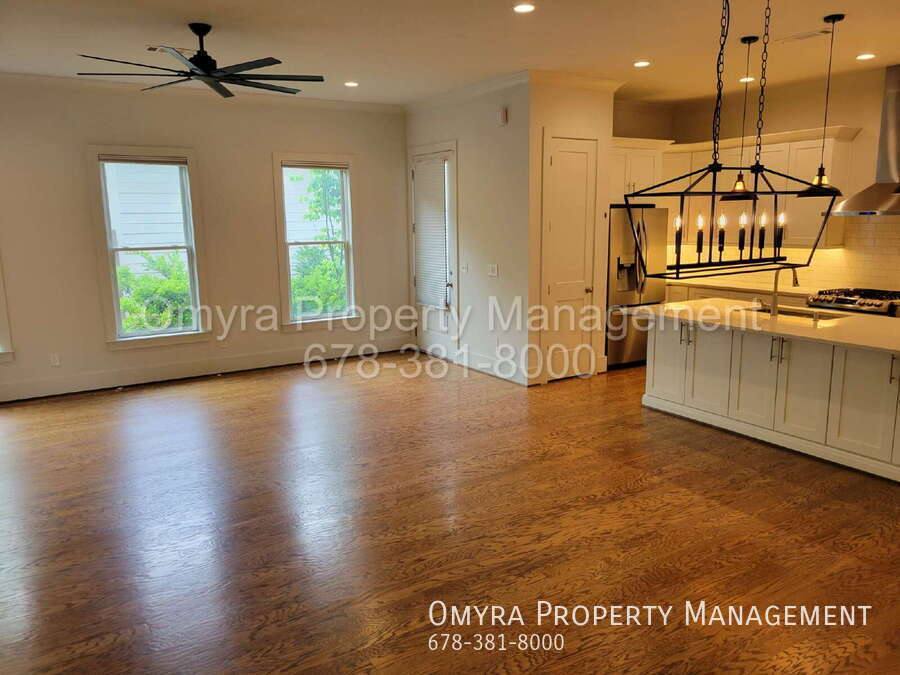Townhouse for rent at 712 Glenwood Ave SE #B, Atlanta, GA 30312