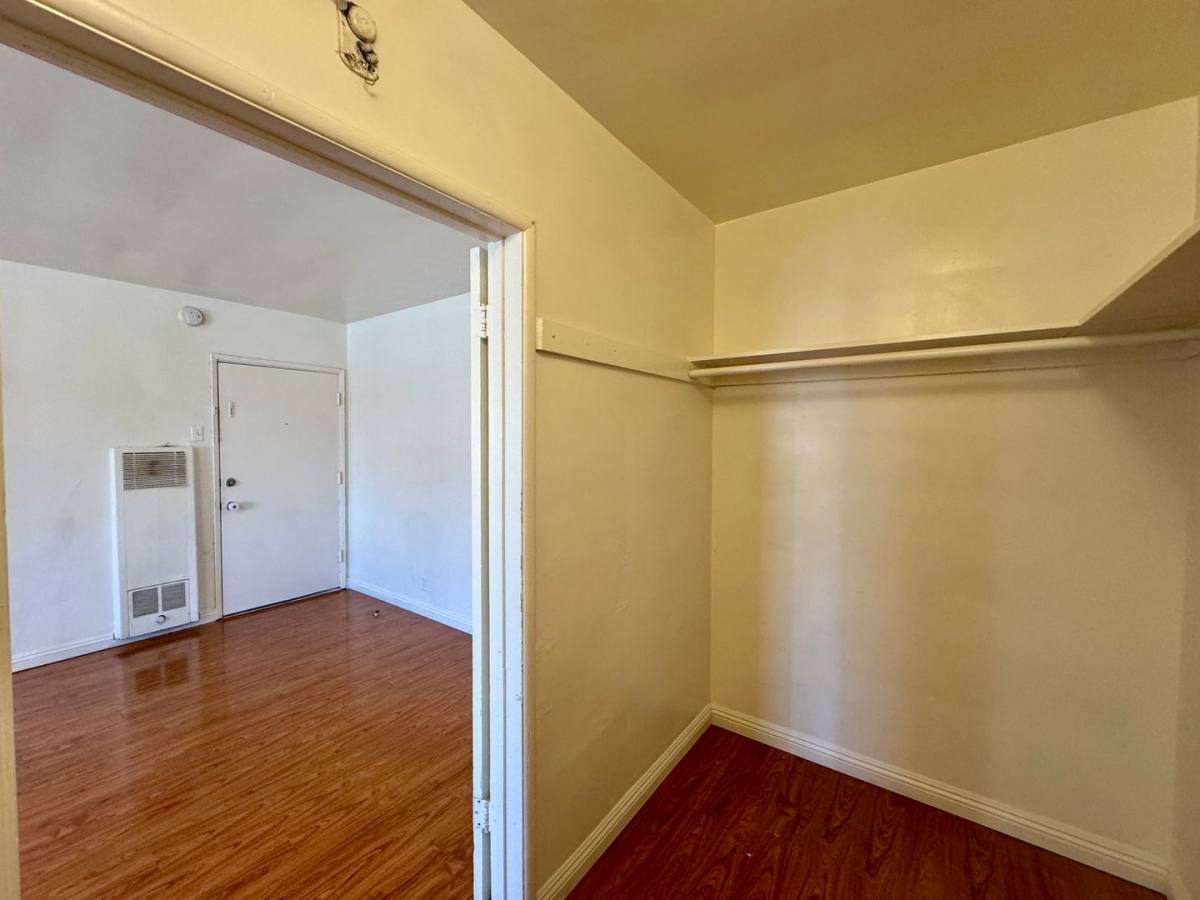 Apartment for rent at 516 E Lomita Ave, Glendale, CA 91205