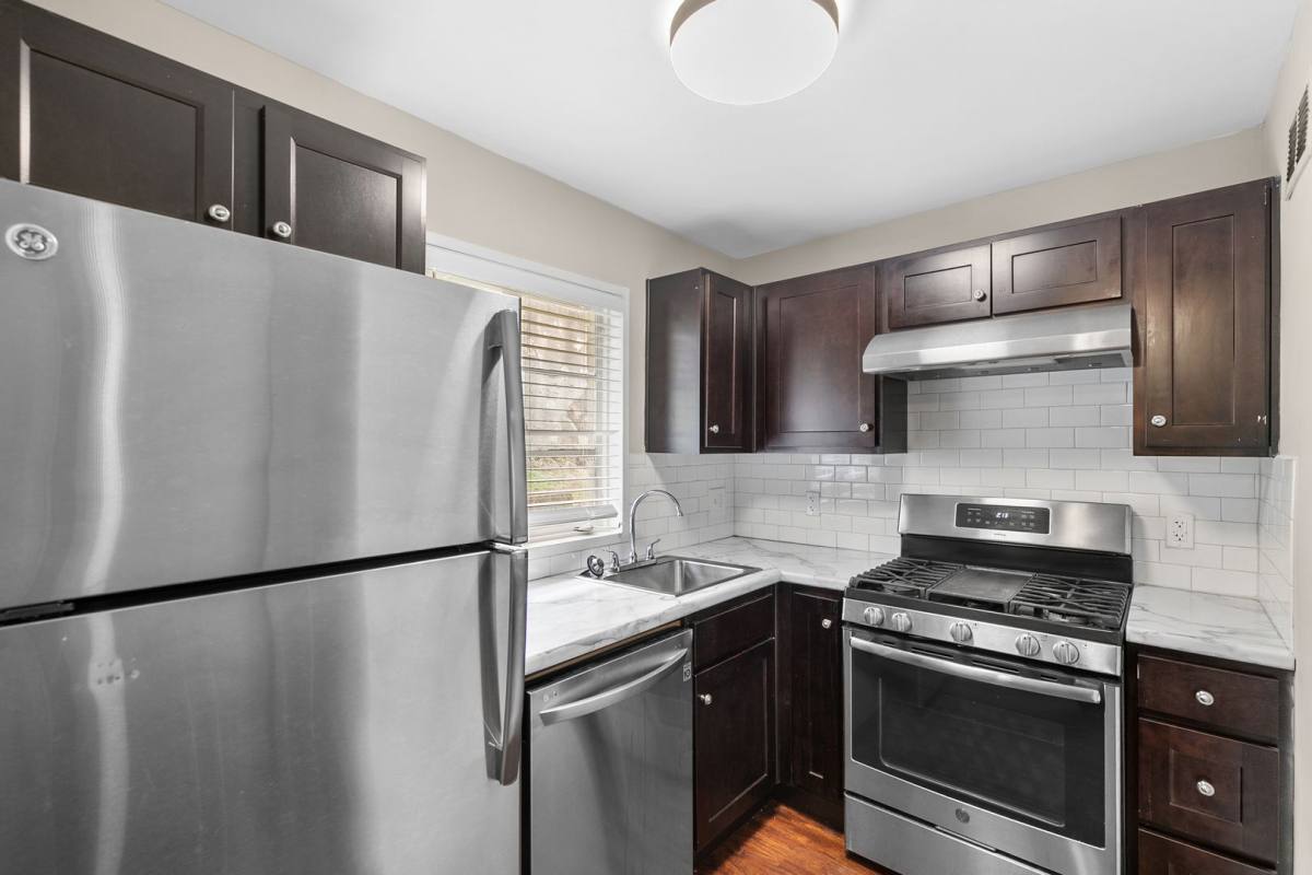 Apartment for rent at 2101 17th Ave S, Birmingham, AL 35205