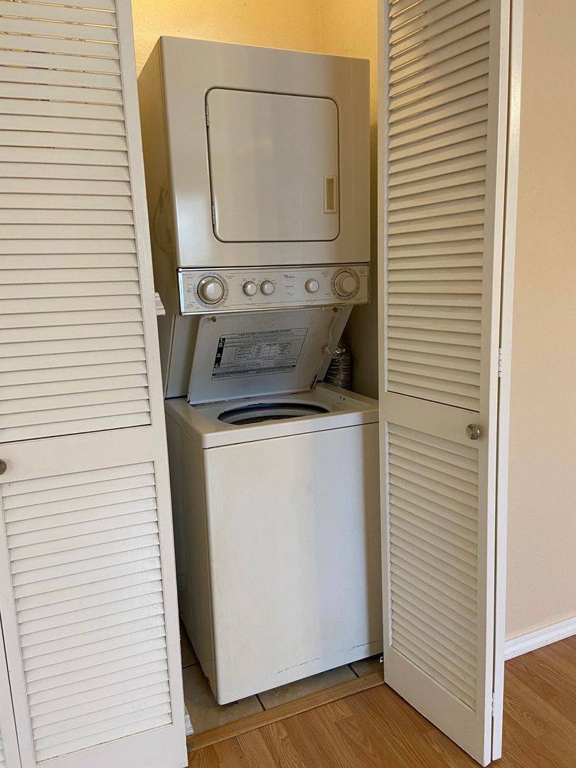 Apartment for rent at 501 Twin Oaks, Kirbyville, MO 65679