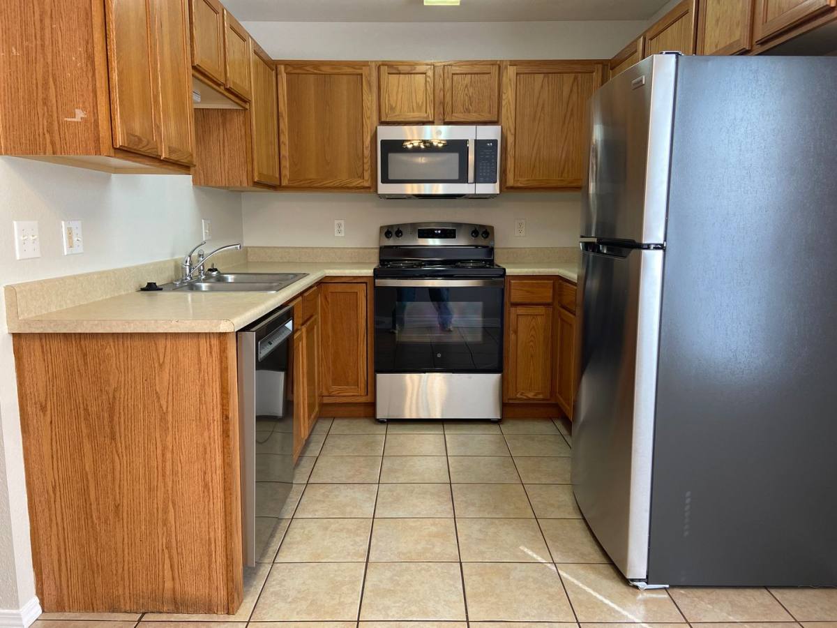 Apartment for rent at 501 Twin Oaks, Kirbyville, MO 65679