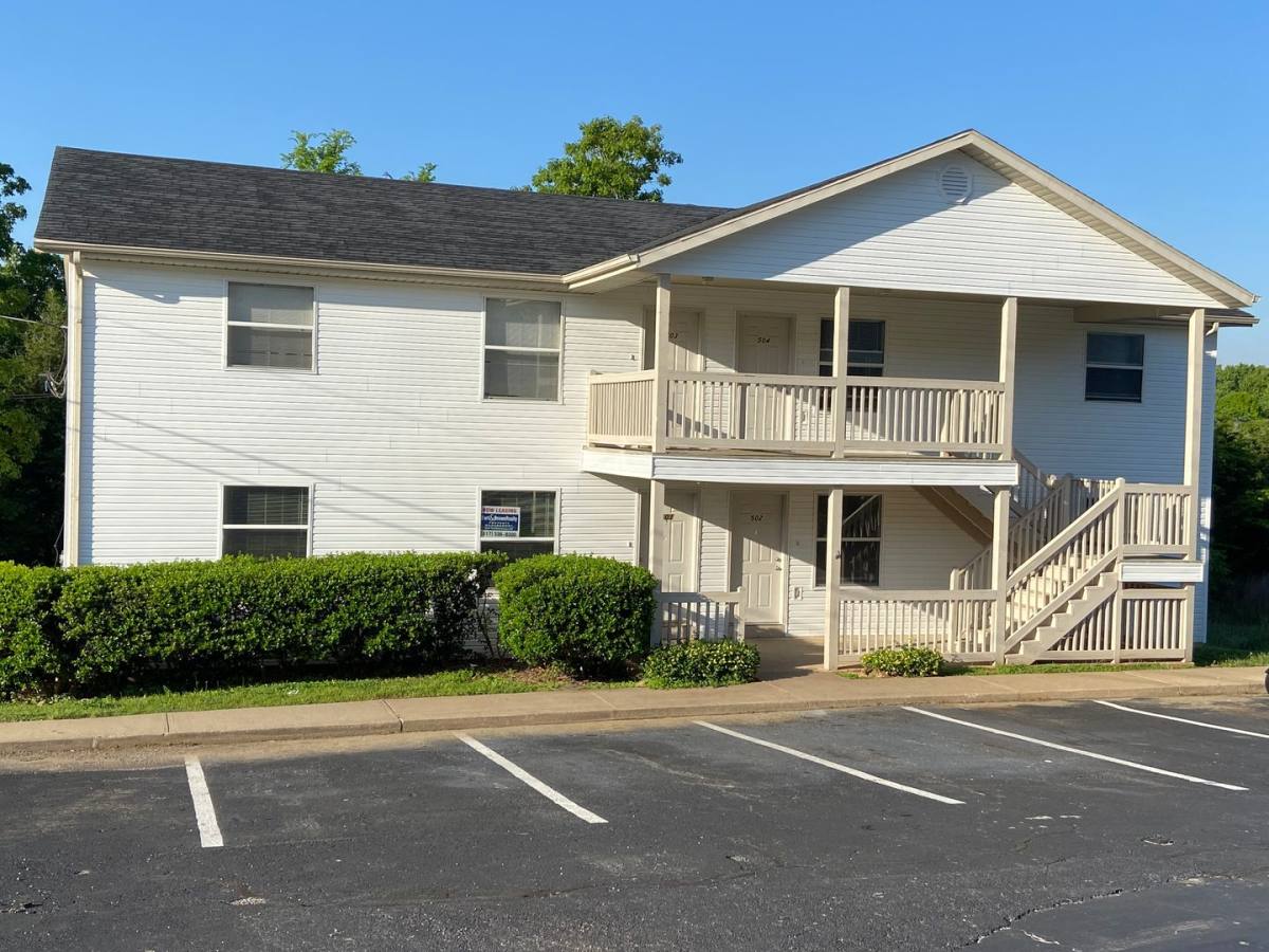 Apartment for rent at 501 Twin Oaks, Kirbyville, MO 65679