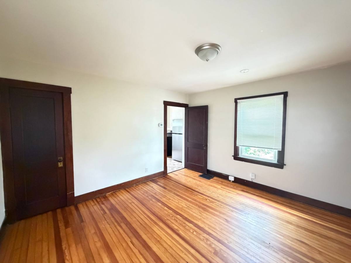 House for rent at 554 Camden Ave, Louisville, KY 40215