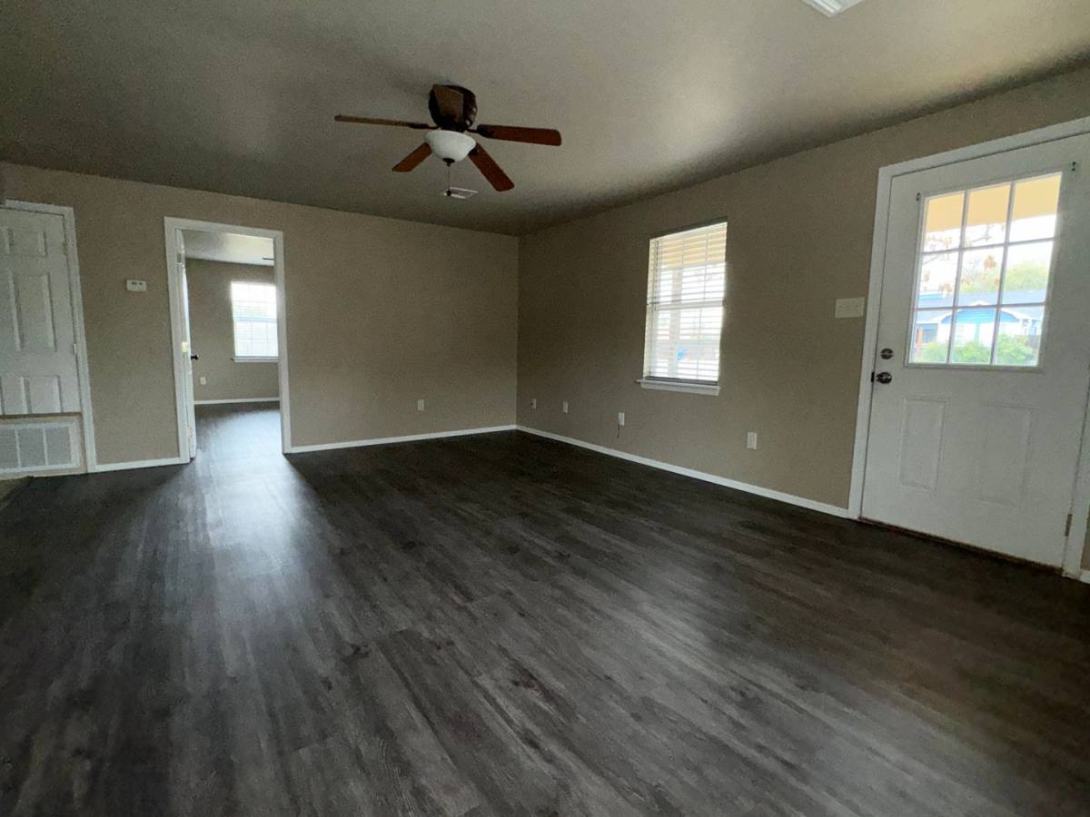 House for rent at 705 5th St, Cache, OK 73527