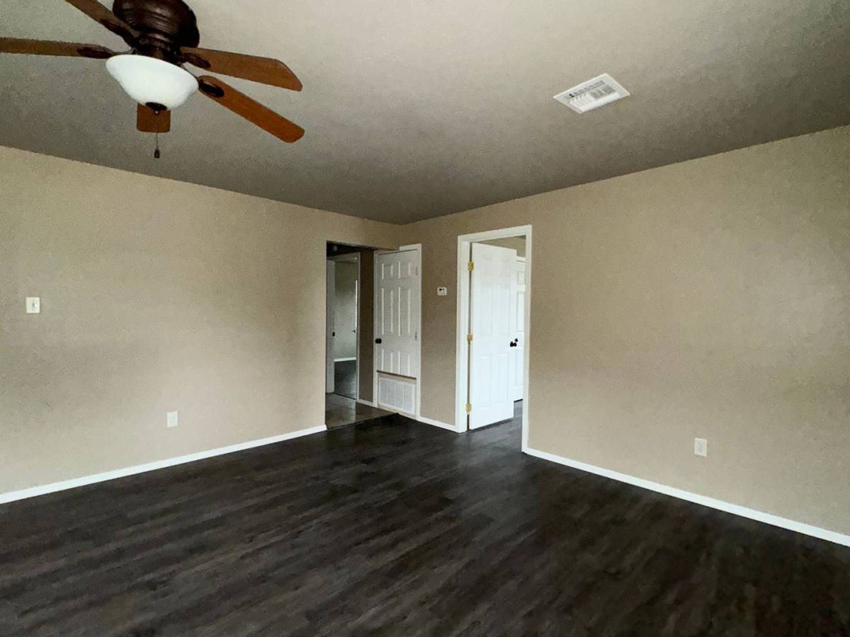 House for rent at 705 5th St, Cache, OK 73527
