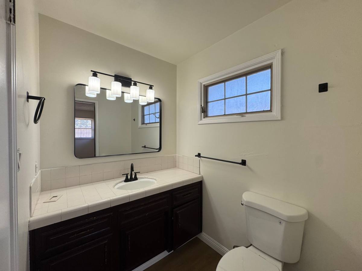 Apartment for rent at 210 Douglas St, Bakersfield, CA 93308