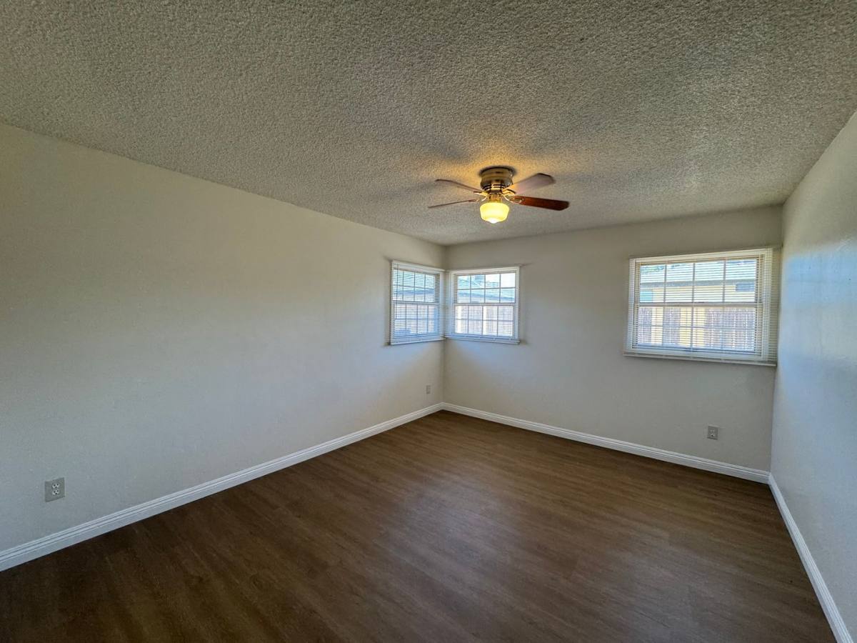 Apartment for rent at 210 Douglas St, Bakersfield, CA 93308