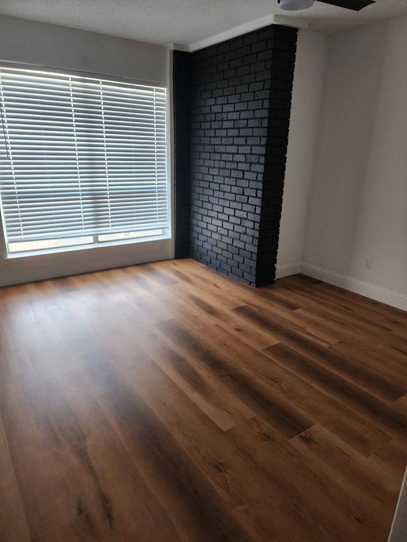 House for rent at 2715 Westgate Dr, Arlington, TX 76015