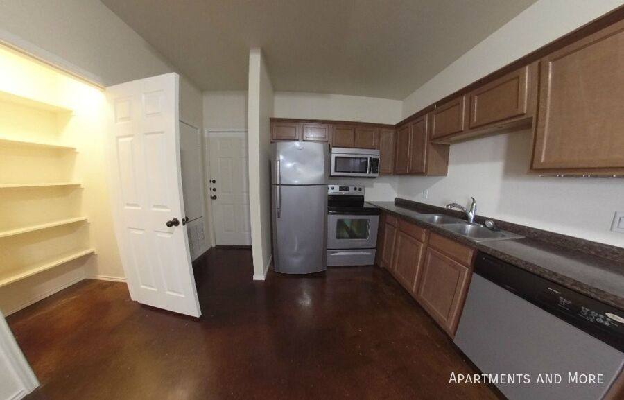 Apartment for rent at 917 Wood Rd, New Braunfels, TX 78130