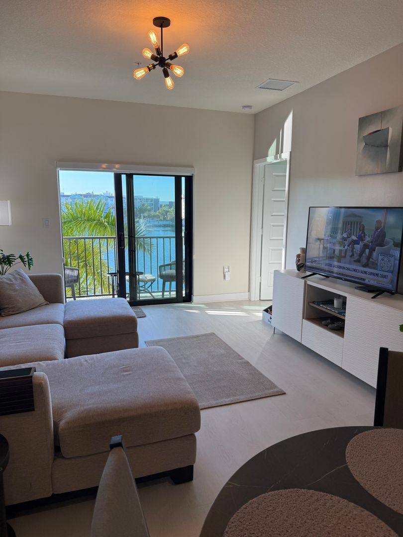 Apartment for rent at 4725 NW 85th Ave #47, Miami, FL 33166