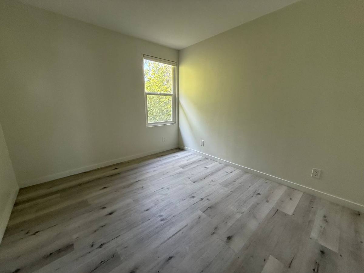 Apartment for rent at 5806 Camerford Ave, Los Angeles, CA 90038