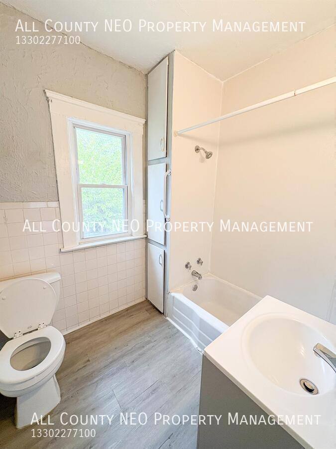 Apartment for rent at 3452 W 91st St #DOWN, Cleveland, OH 44102