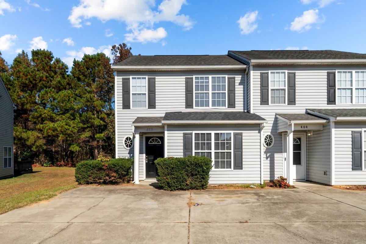 Townhouse for rent at 408 Anna St, Lillington, NC 27546