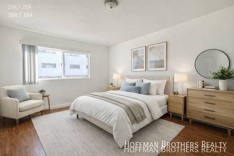 Apartment for rent at 401 S St Andrews Place #2, Los Angeles, CA 90020