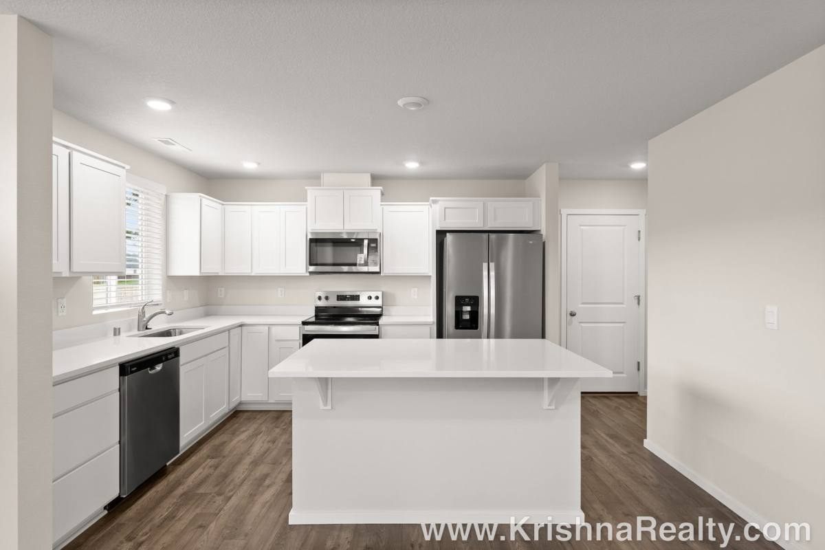Townhouse for rent at 10620 NE 120th Place, Vancouver, WA 98662