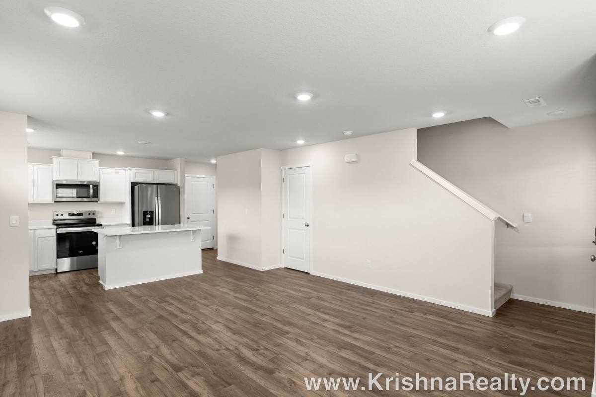 Townhouse for rent at 10620 NE 120th Place, Vancouver, WA 98662