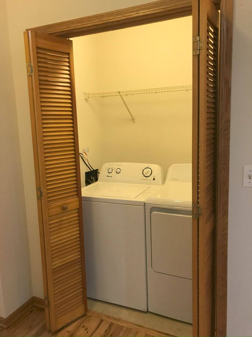 Apartment for rent at 4047-4049 N Sheridan Rd, Chicago, IL 60613