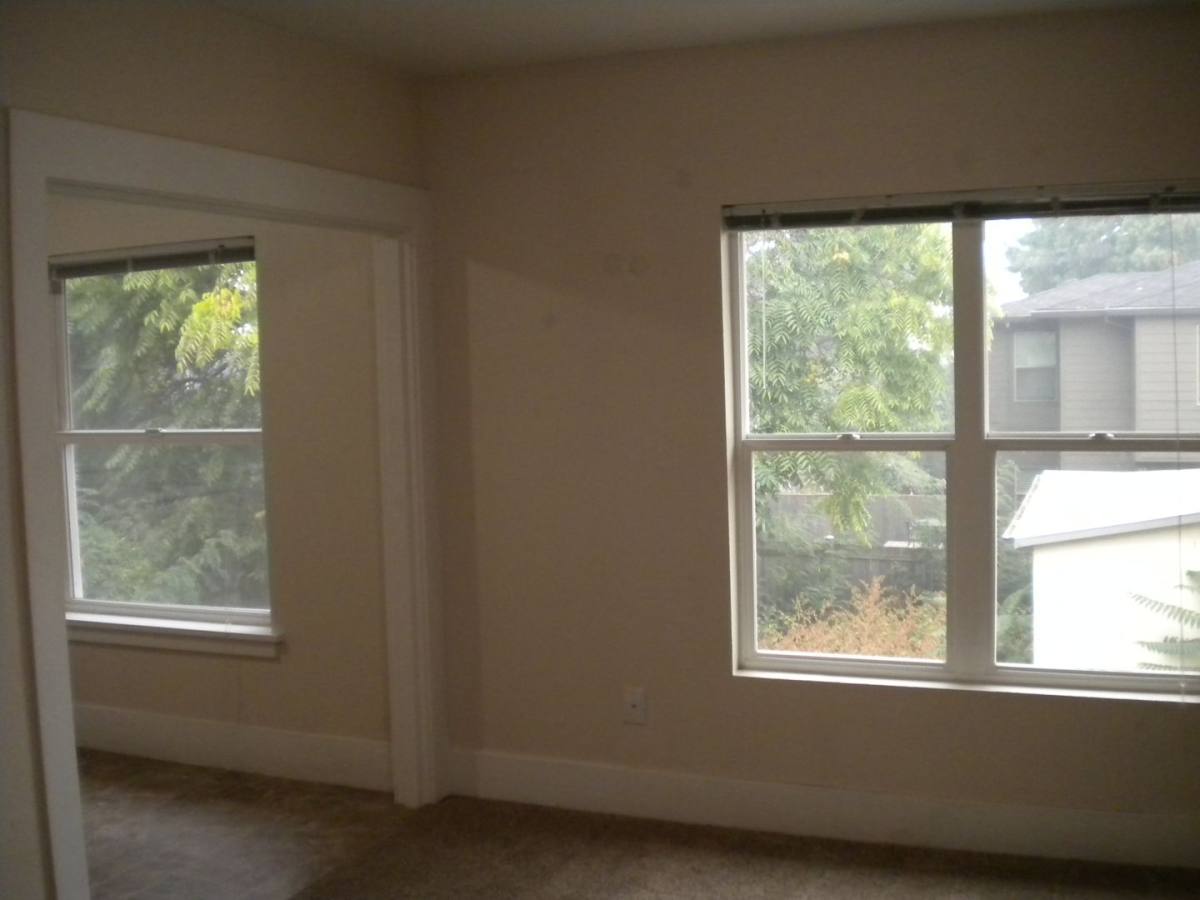 Apartment for rent at 3211 SE 11th Ave, Portland, OR 97202