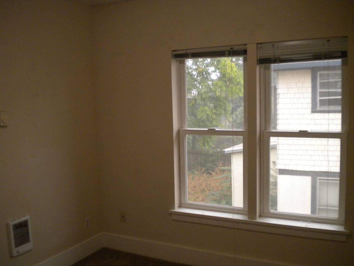 Apartment for rent at 3211 SE 11th Ave, Portland, OR 97202