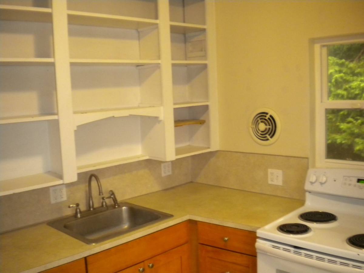 Apartment for rent at 3211 SE 11th Ave, Portland, OR 97202