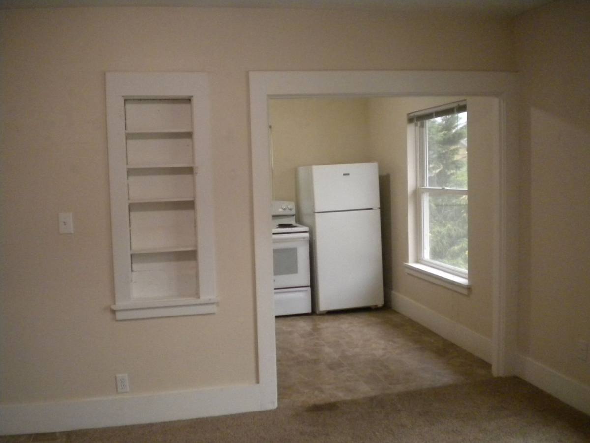 Apartment for rent at 3211 SE 11th Ave, Portland, OR 97202