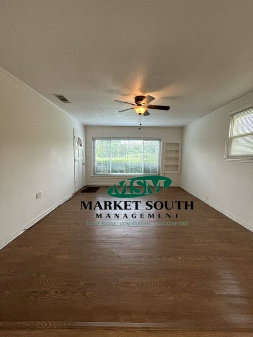 Apartment for rent at 3114 Highway, Bloomingdale, GA 31302
