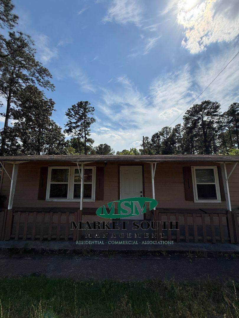 Apartment for rent at 3114 Highway, Bloomingdale, GA 31302