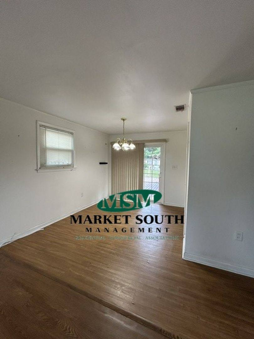 Apartment for rent at 3114 Highway, Bloomingdale, GA 31302