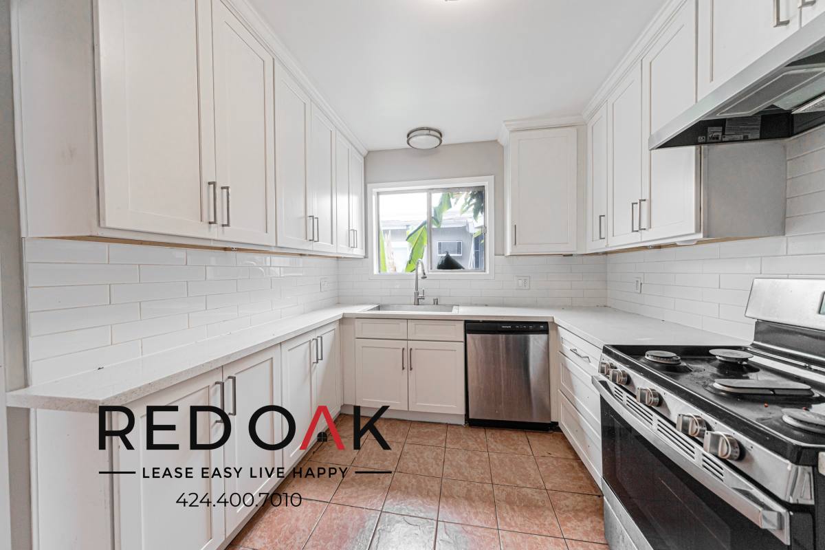 Condo for rent at 2011 Chariton St #3, Los Angeles, CA 90034