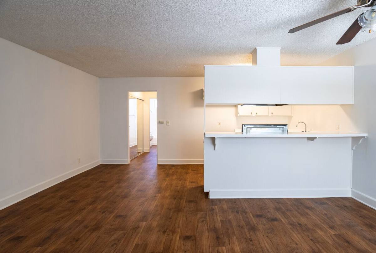 Apartment for rent at 15803 Saticoy, Van Nuys, CA 91406