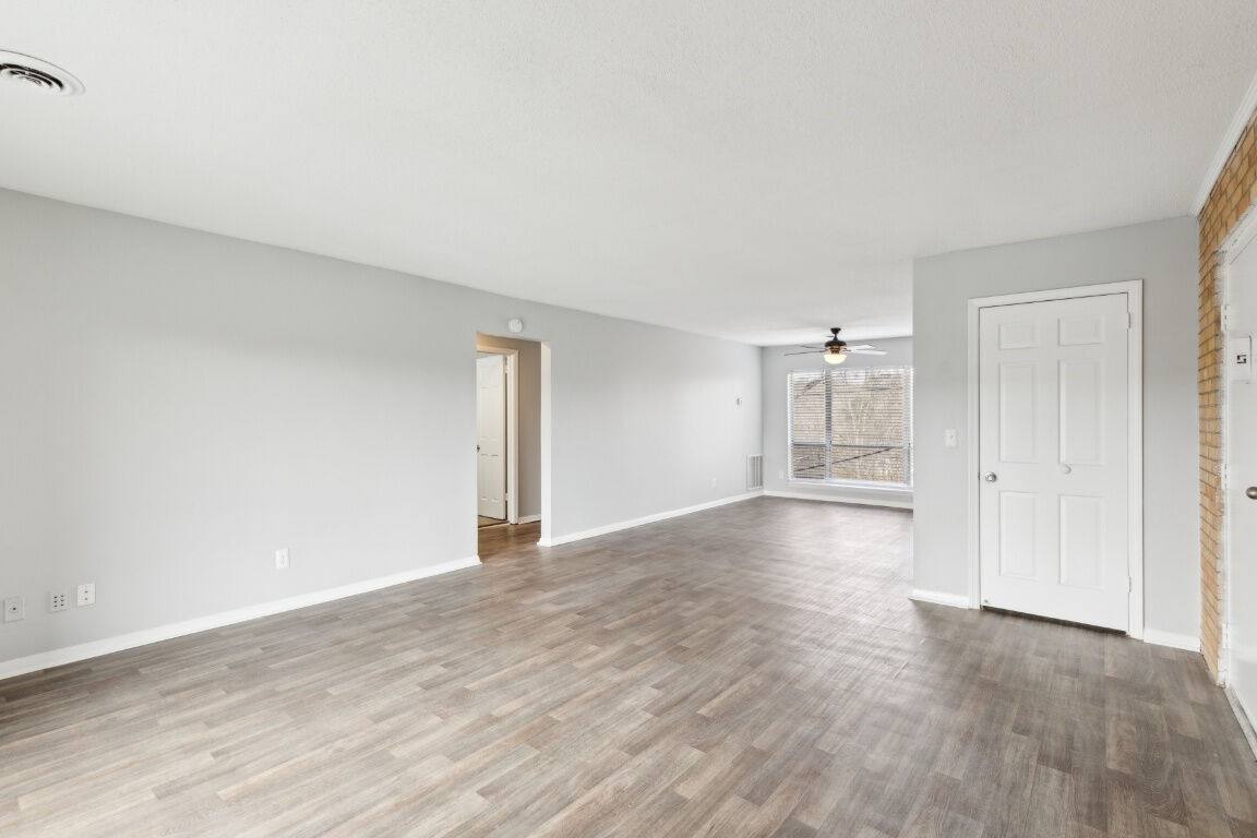 Apartment for rent at Midvale Heights, 300 W Midvale Ave, Chattanooga, TN 37405