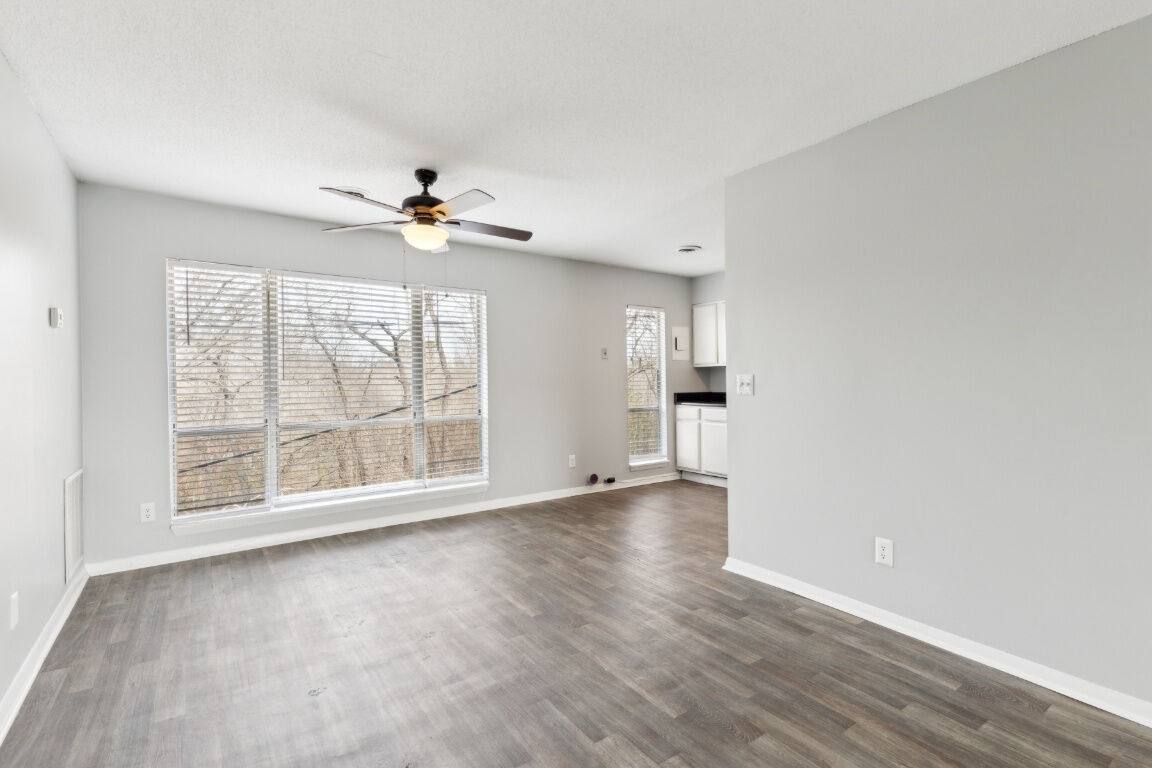 Apartment for rent at Midvale Heights, 300 W Midvale Ave, Chattanooga, TN 37405